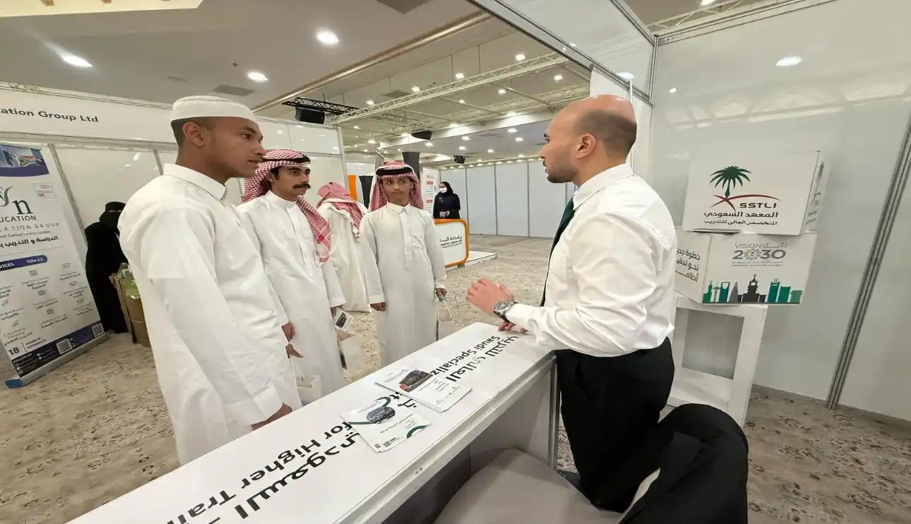 IMG-20250428-WA0013 (Custom)